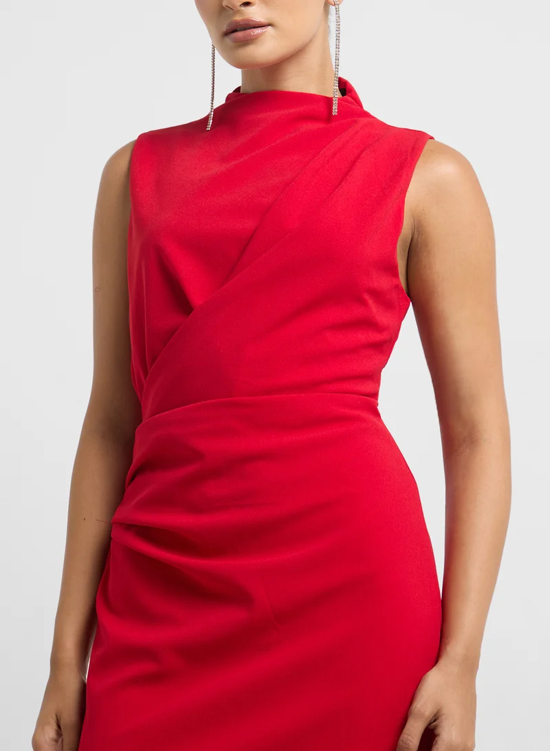 ايلا Red Sleeveless Dress