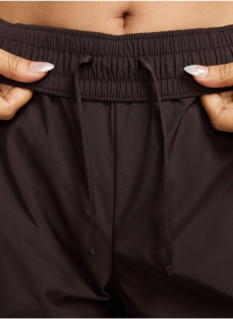 Nike Nsw Woven Oversized High Rise Pants - Image 3