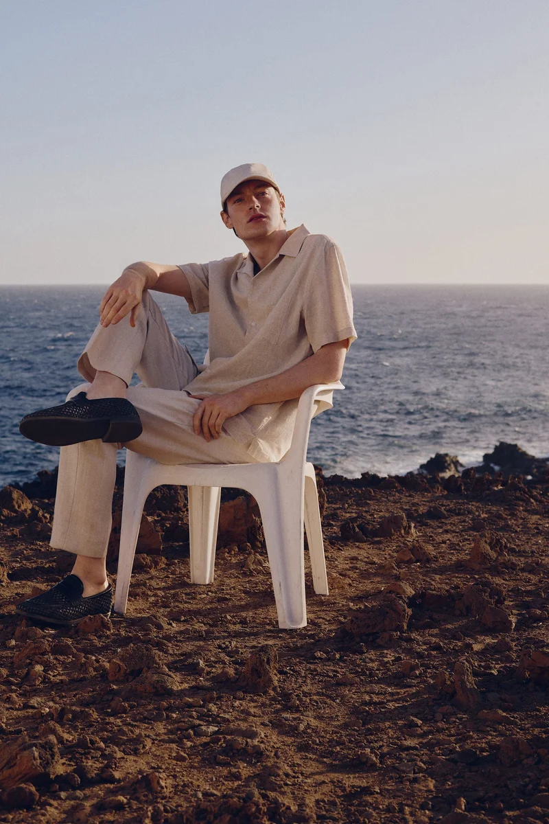 H&M Regular Fit Short-sleeved linen-blend shirt