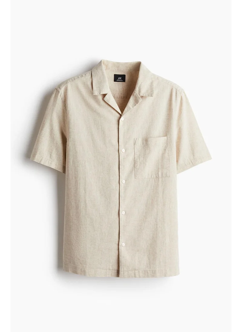 H&M Regular Fit Short-sleeved linen-blend shirt