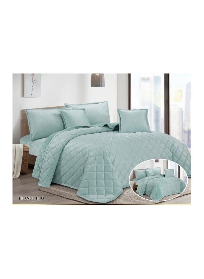 4-piece royal comforter set, winter, two-sided, velvet side and fur side, king size, 160x220 cm - Image 1