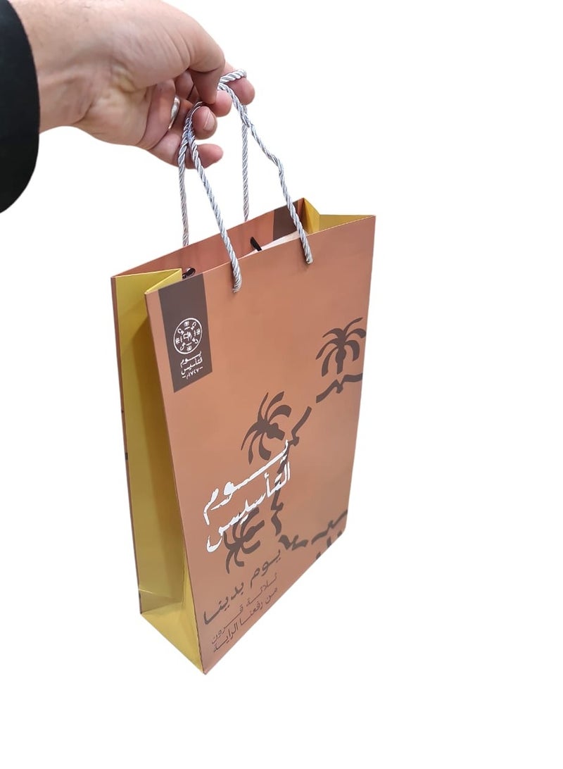 Generic Saudi Founding Day Decorative Gift Bags 2025 new design, 38x23x10 cm, Pack of 12  - Image 2
