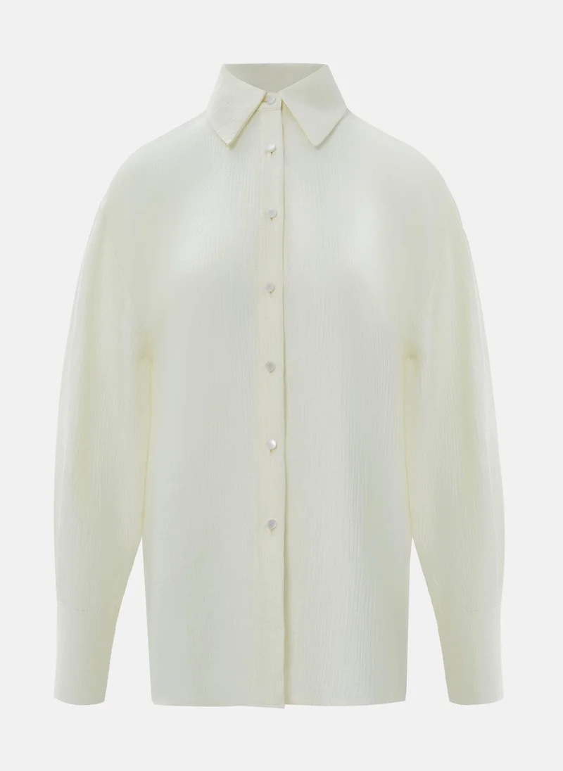 Lichi Shirt in textured fabric
