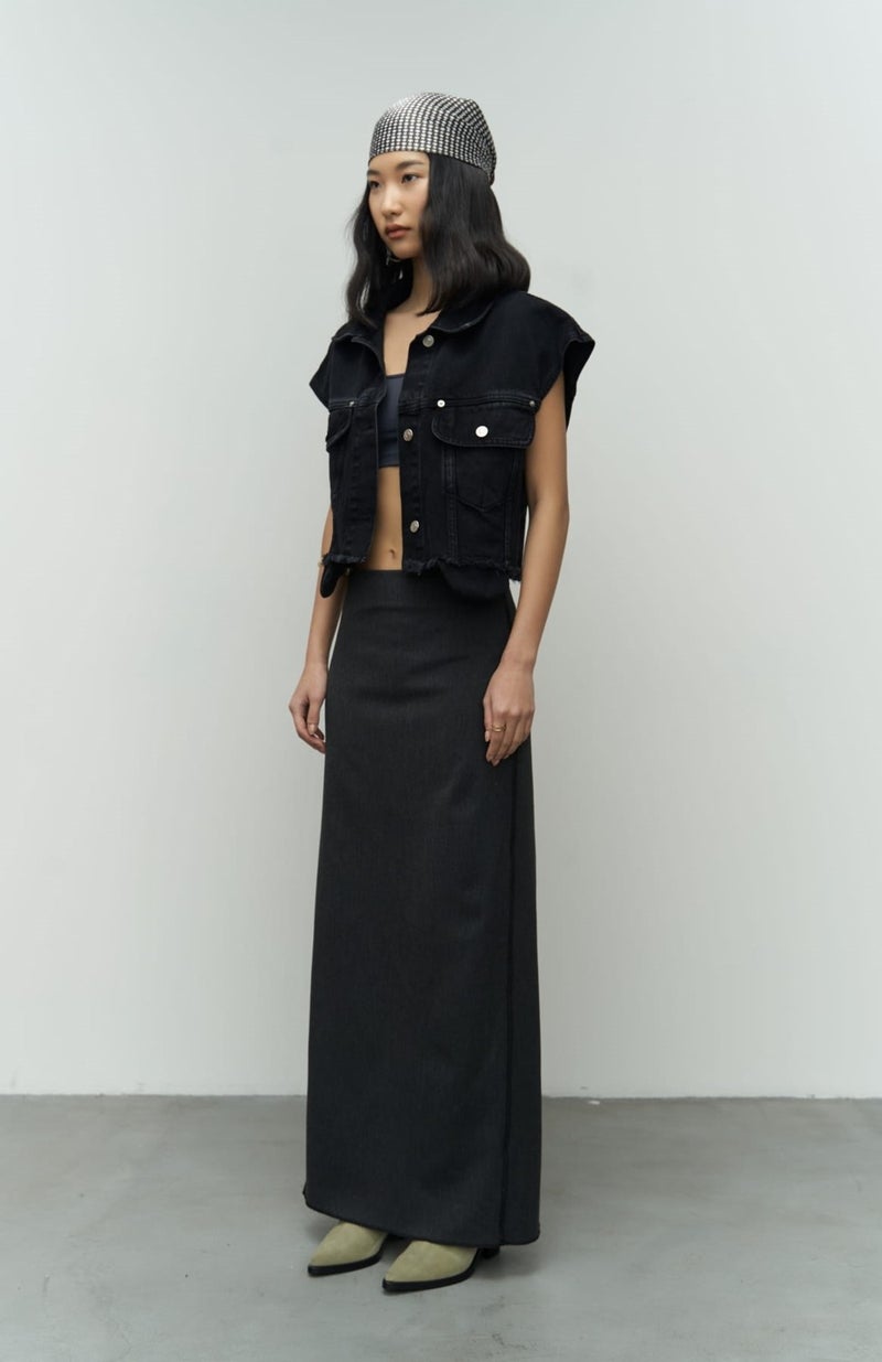 Mai Collection Matin Zero Sleeve Black Jean Vest  - Image 4