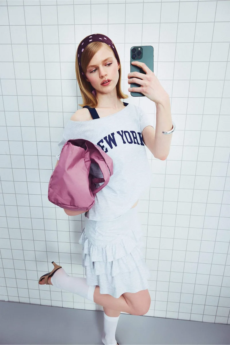 ديفاكتو Loose Fit Boat Collar Printed Short Sleeve T-Shirt