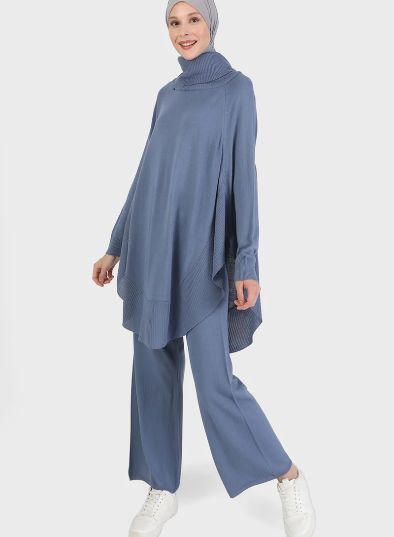 Refka by modanisa Turtle Neck Side Slit Tunic