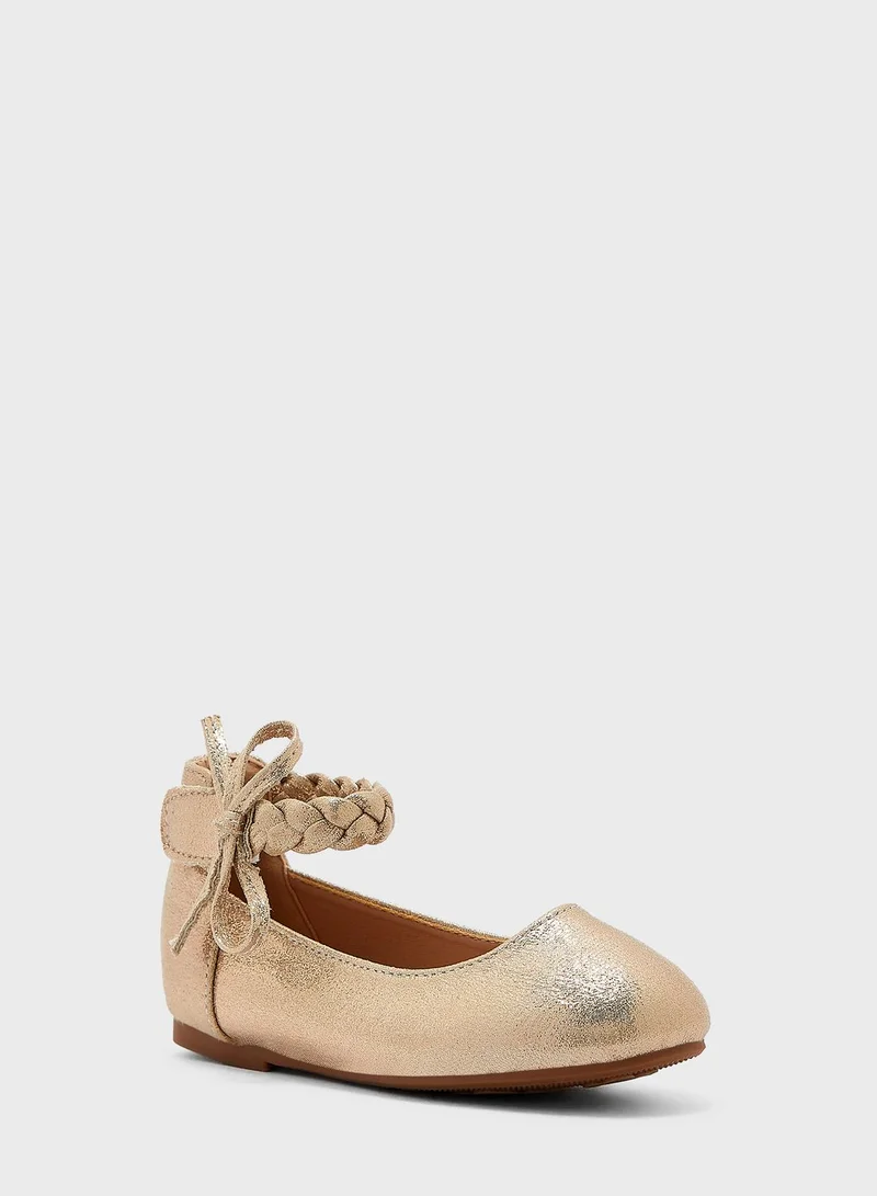 Pinata Girls Slip Ons