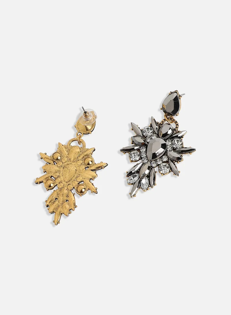 SOHI Chrome Crystal Artificial Drop Earring Jewellery