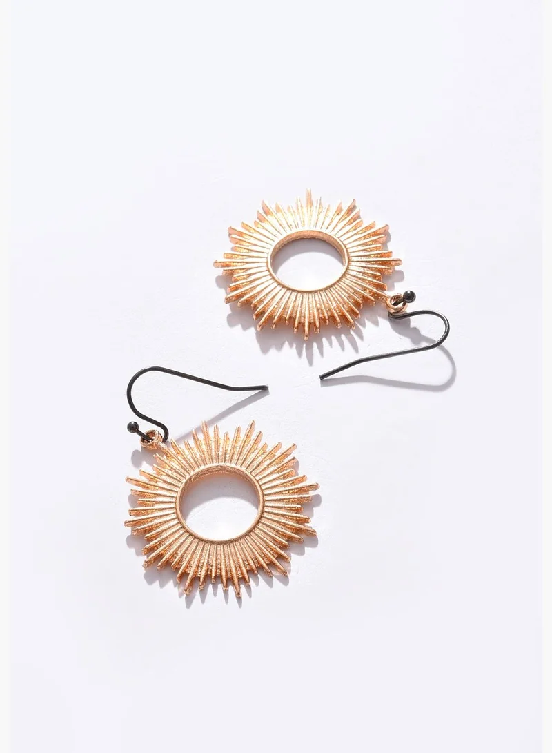 SOHI Gold Plated Designer Drop Earrings