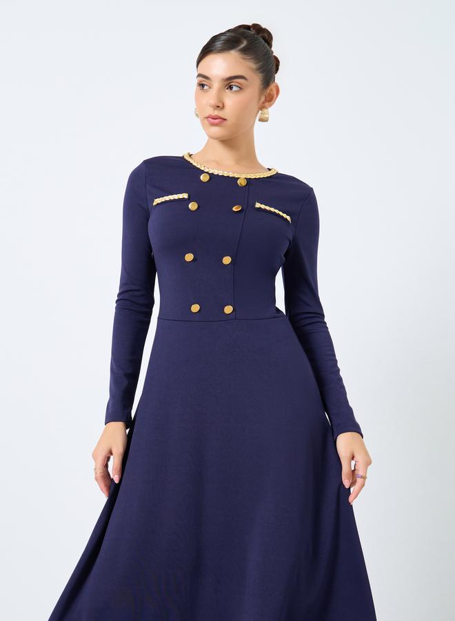 ستايلي فستان ميدي بتفاصيل أزرار - Image 3