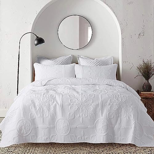 White Damask Quilt California Cal King Size Bedding Sets with 2 Pillow Shams Oversized Boho Bedspread Lightweight Soft Farmhouse Vintage Coverlet Jacquard Pattern Bed Cover for All Season 3 Pieces