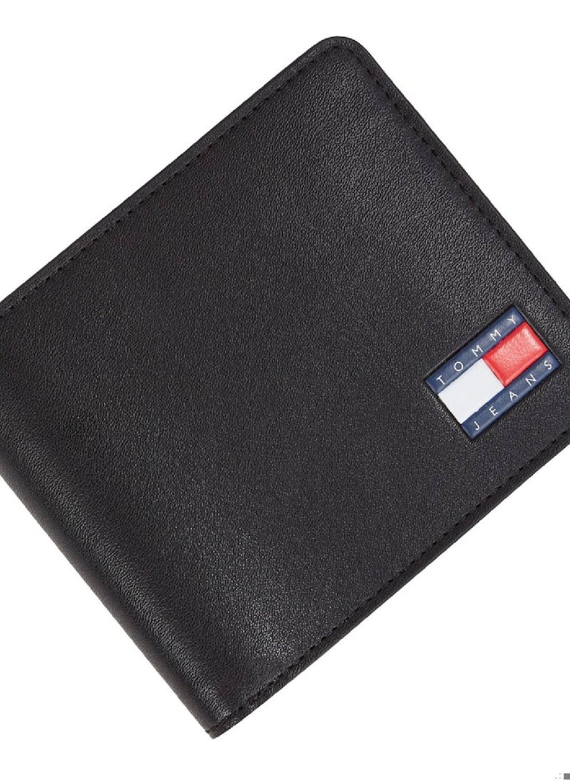 TOMMY JEANS Men's Heritage Slim Wallet - Leather, Black  - Image 4