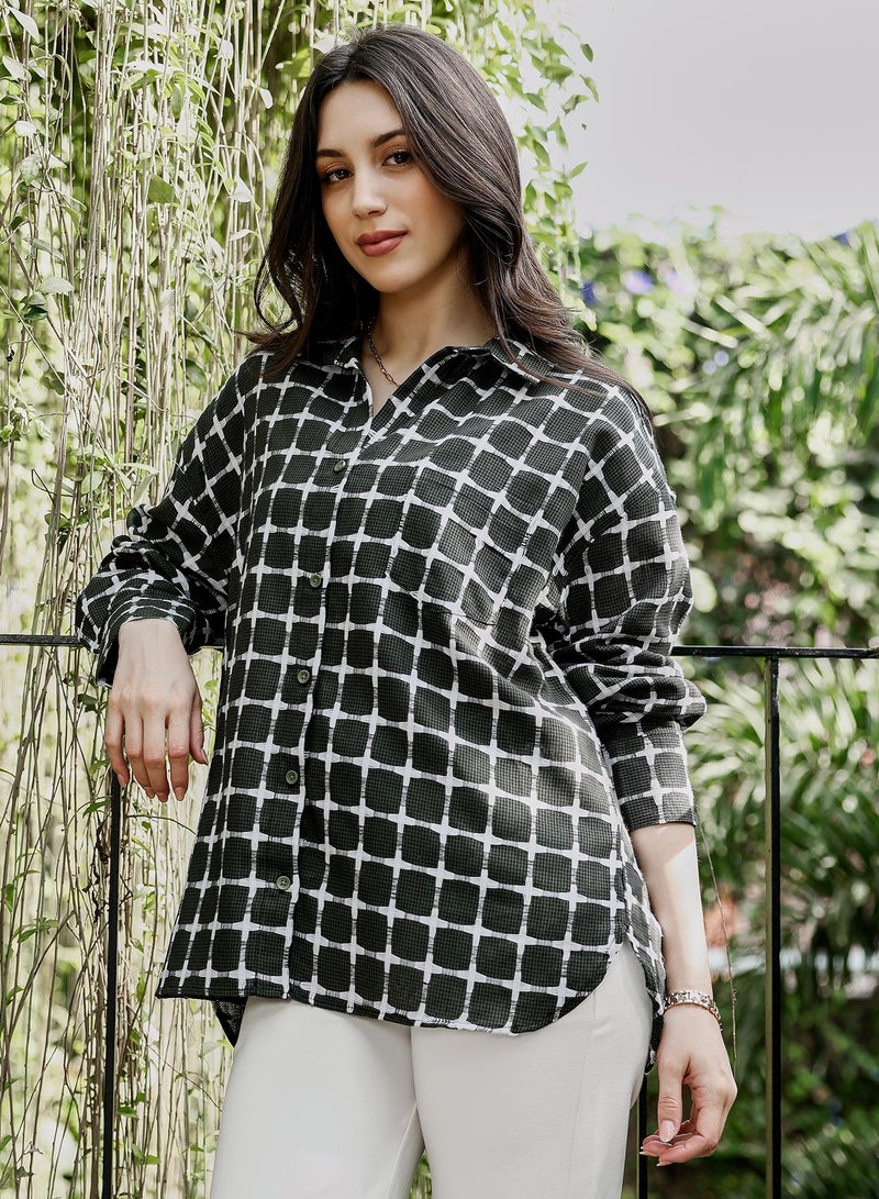 PINACOLADA Women's Sacramento Green Overlap Jacquard-Check Oversized Shirt - Image 3