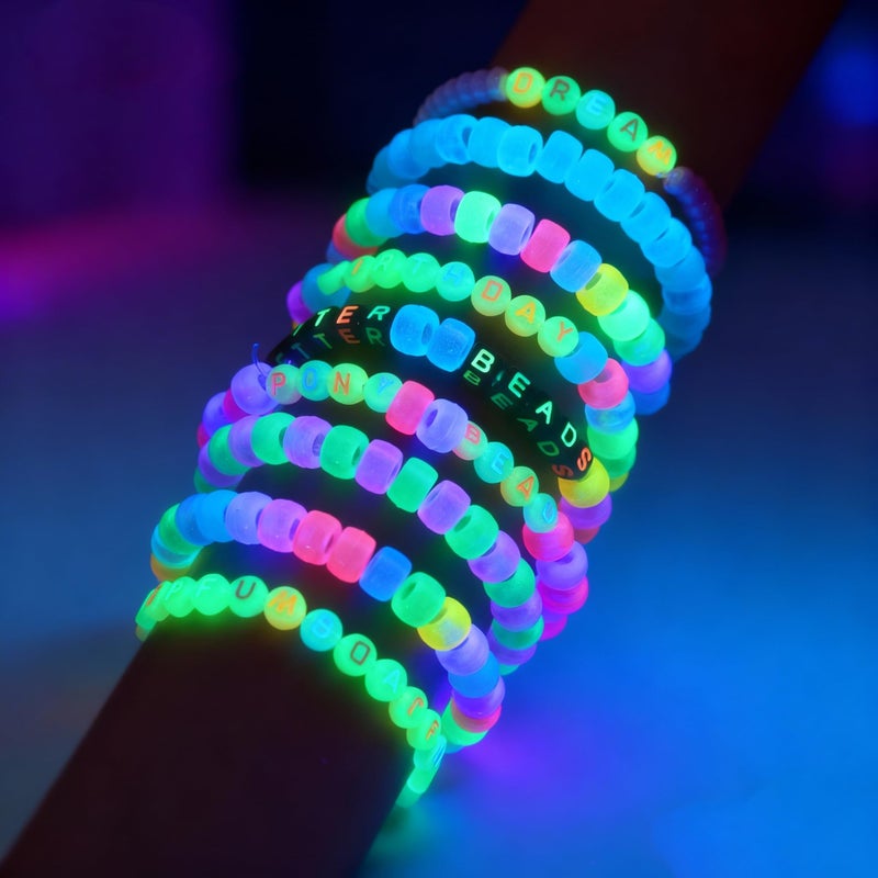 NITOPUPU 1000Pcs Glow Letter Beads Acrylic Alphabet Bead Glow in The Dark, 4x7 mm Round Beads for Friendship Bracelets and DIY Crafts - Image 5