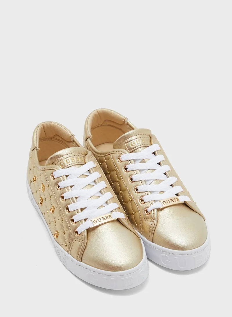 GUESS Gladiss Low Top Sneaker