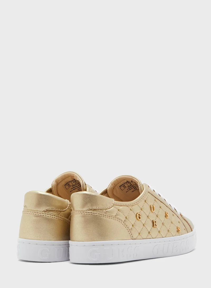 GUESS Gladiss Low Top Sneaker
