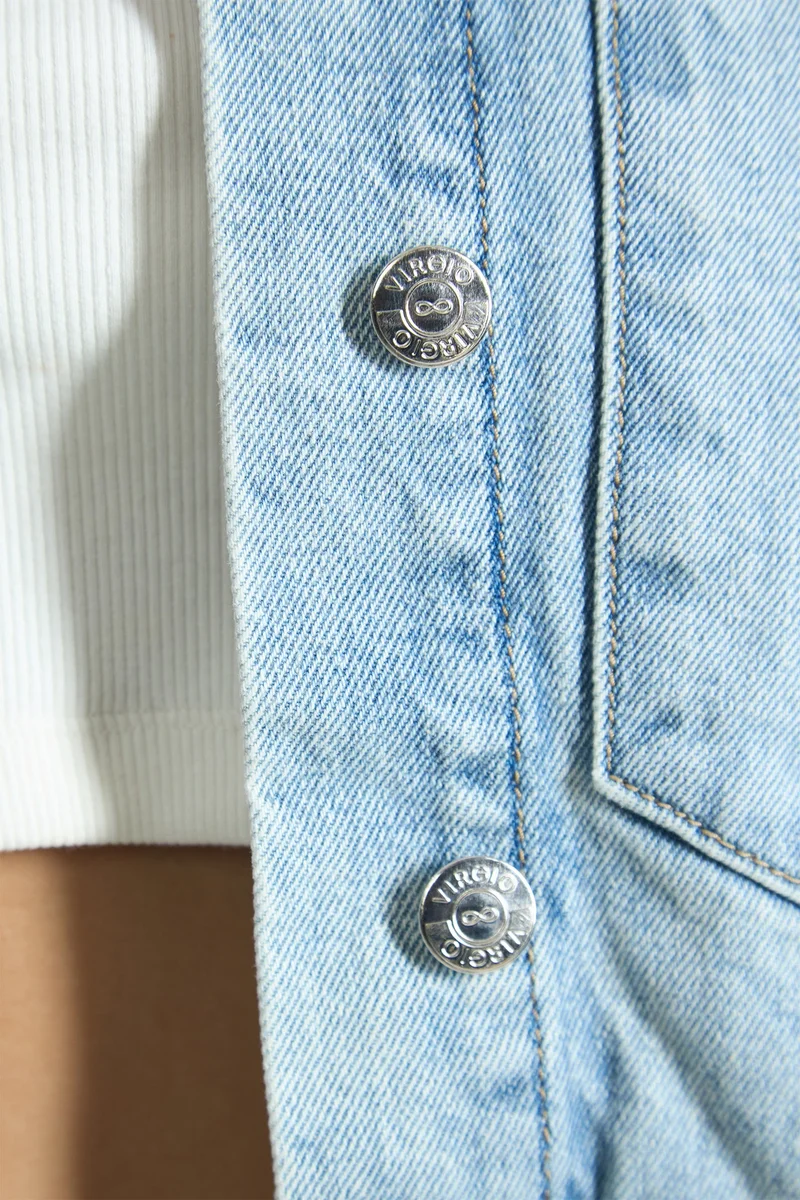 Virgio Cotton Oversized Daywear Pockets Denim Jackets for Women