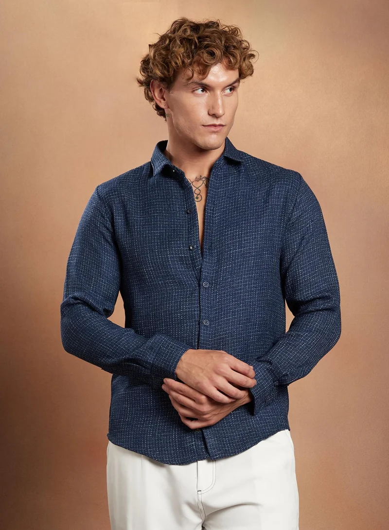 Campus Sutra Campus Sutra Men's Indigo Blue Grid-Weave Regular Shirt For Casual Wear | Spread Collar | Long Cuffed Sleeves | Button Closure | Shirt Crafted With Comfort Fit For Everyday Wear