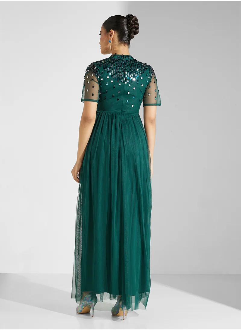 اميليا روز Embellished Mesh Detailed Dress