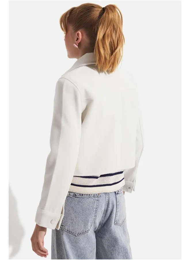 JUNE June Pocket Detailed Coat Ecru