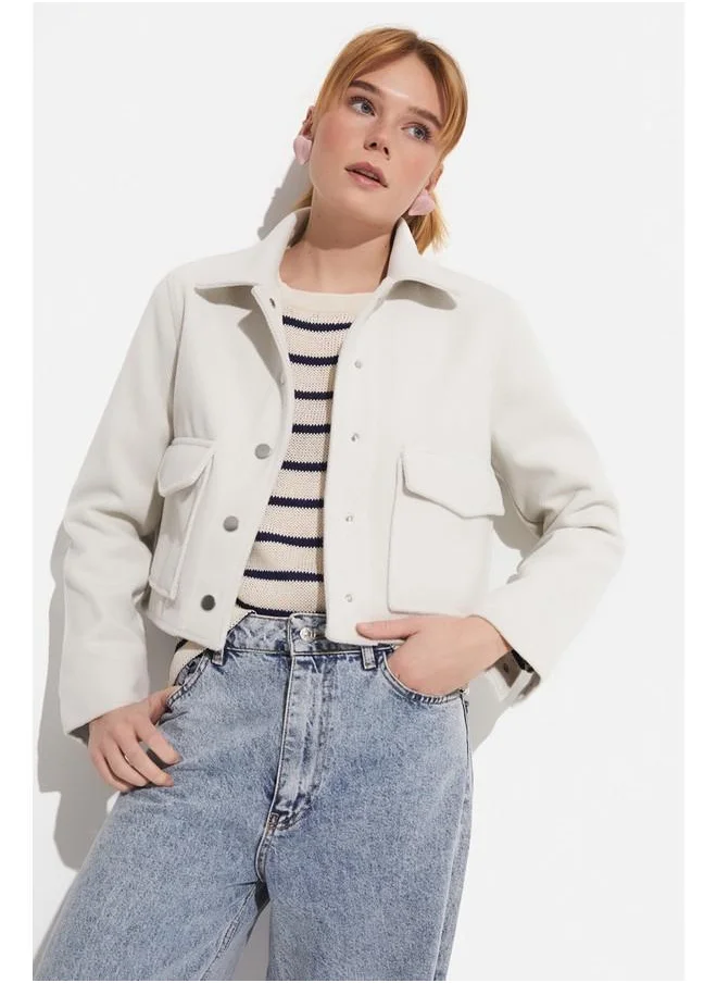 JUNE June Pocket Detailed Coat Ecru