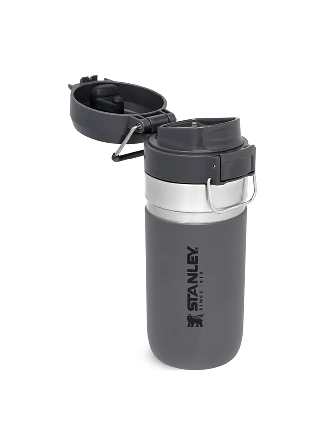 Stanley Stanley Quick Flip Water Bottle .47L / 16OZ Charcoal â€“ Leakproof | Stainless Steel Water Bottle | Push Button Locking Lid | BPA FREE | Cup Holder Compatible | Dishwasher safe | Lifetime Warranty