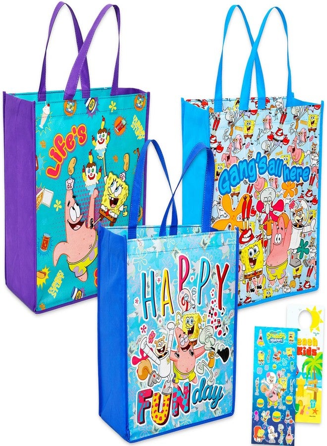 سبونج بوب سكوير بانتس مجموعة حقائب سبونج بوب - مجموعة إكسسوارات تتضمن 3 حقائب تسوق بشخصيات باتريك، سكويدوارد، ساندي، غاري، مستر كرابس، بالإضافة إلى ملصقات، والمزيد | حقائب ستيتش القابلة لإعادة الاستخدام - Image 1