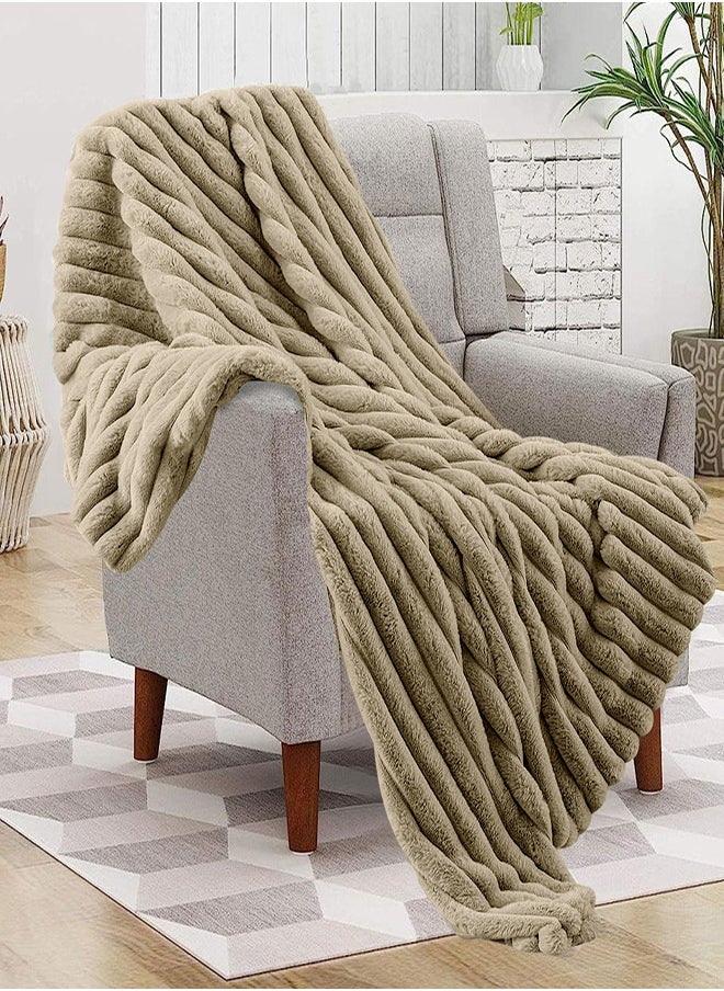 PACHA HOME 130x170 Double Layer Faux Fur Shawl, Perfect Match for Cold Days on the Sofa -- Color:Cafe.  - Image 2