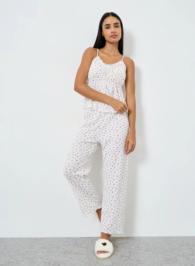 ستايلي طقم بيجاما من 3 بنطال وبلوزة مع بلوزة كامي بطبعة كرز