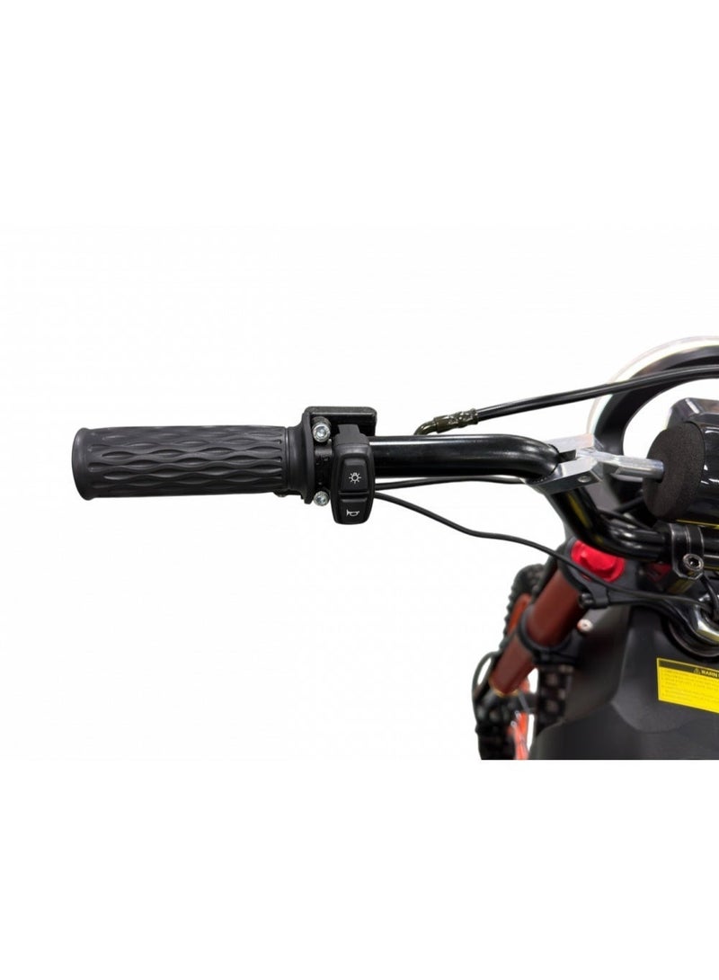 كي يو جي أو أو دراجة Kugoo Wish 01 الكهربائية - محرك بدون فرشاة بقوة 1500 واط - بطارية 48 فولت 21 أمبير/ساعة - أقصى سرعة 50 كم/ساعة - مدى 45-50 كم - لون برتقالي وأسود - Image 3