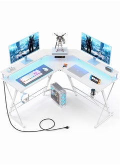 تشولوفز مكتب ألعاب Chulovs مقاس 126 سم مزود بشريط LED ومنافذ طاقة، وسطح من ألياف الكربون على شكل حرف L مع حامل شاشة، وطاولة مع حامل أكواب، وخطاف لسماعة الرأس  - Image 1