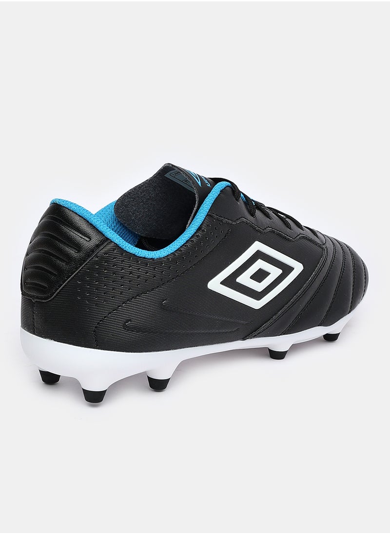 umbro - Tocco III Club FG Football Shoes For Men - Image 1