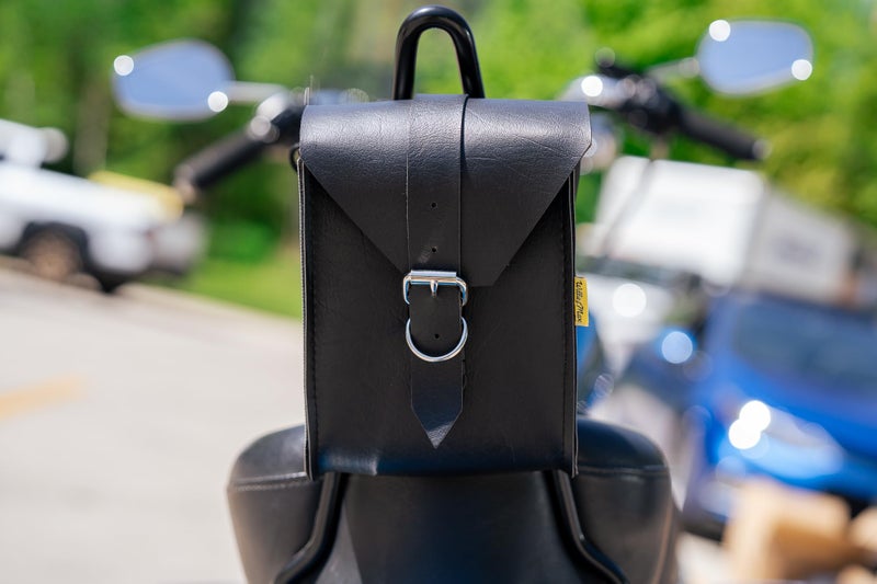 Dowco Willie & Max 58421-00 Standard Series: Synthetic Leather Compact Motorcycle Sissy Bar Bag, Black, Universal Fit - Image 2