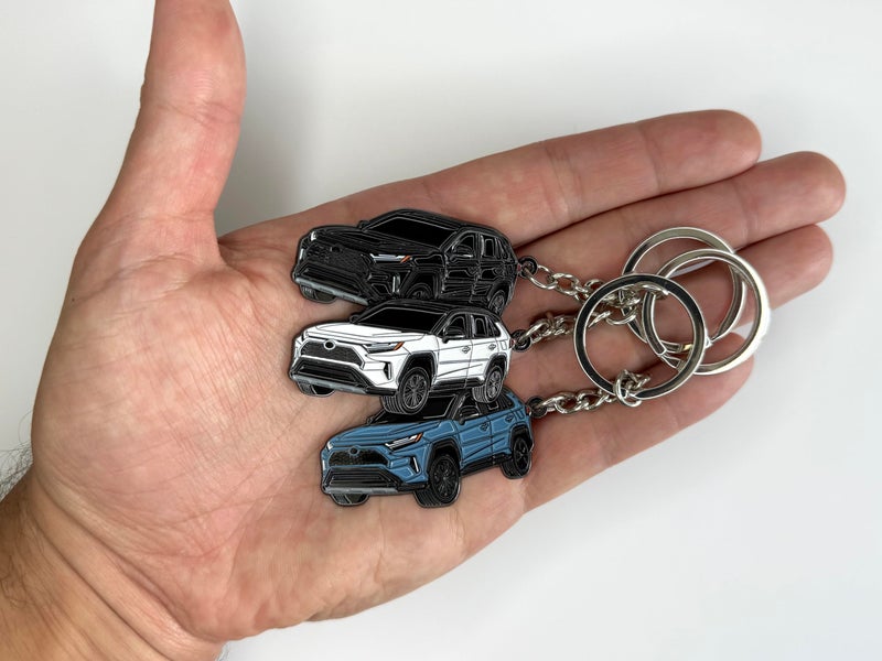 FOUR WHEEL BEAST سلسلة مفاتيح BEAST RAV4 ذات العجلات الأربع - ملحقات RAV 4 2025 سلسلة مفاتيح معدنية غطاء فوب trd ملحقات السيارة هدايا تعديل (أسود) - Image 3