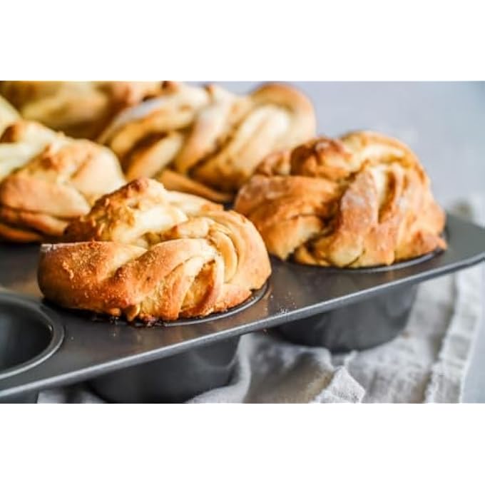MASTERCLASS Kitchencraft NonStick Twelve Hole Deep Baking Pan Sleeved Grey Kcmchb7 12Hole 35 X 27 Cm135 X 105 Inches - Image 5
