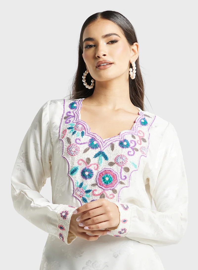 ARABIAN CLOSET Embellished Belted Jalabiya