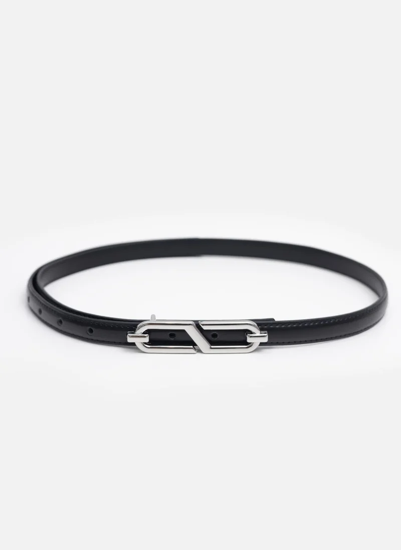 Lichi Slim leather belt with twisted buckle