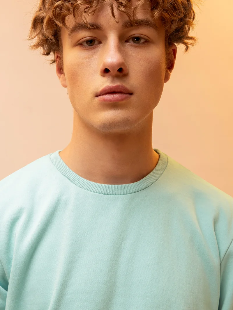 بيونغ سويت شيرت رجالي أخضر ناعم سادة