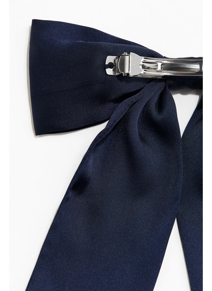 H&M Bow-Decorated Hair Clip