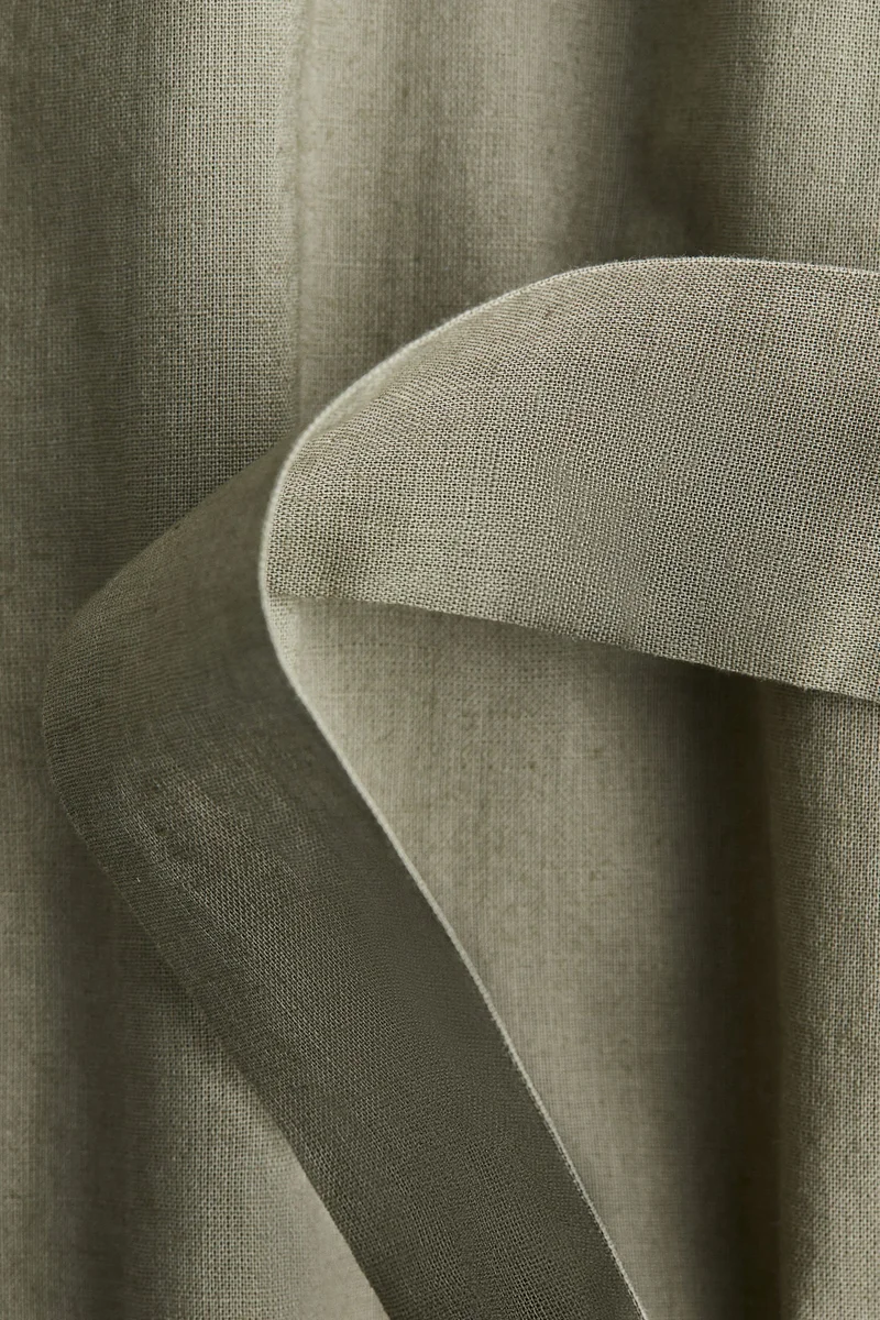 اتش اند ام فستان قميص من مزيج الكتان