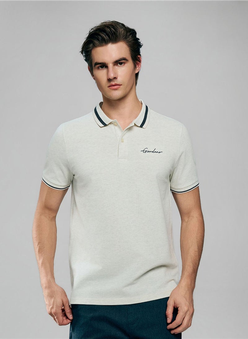 GIORDANO بولو بيكيه ضيق للرجال مع ياقة محبوكة مسطحة وتطريز - Image 1