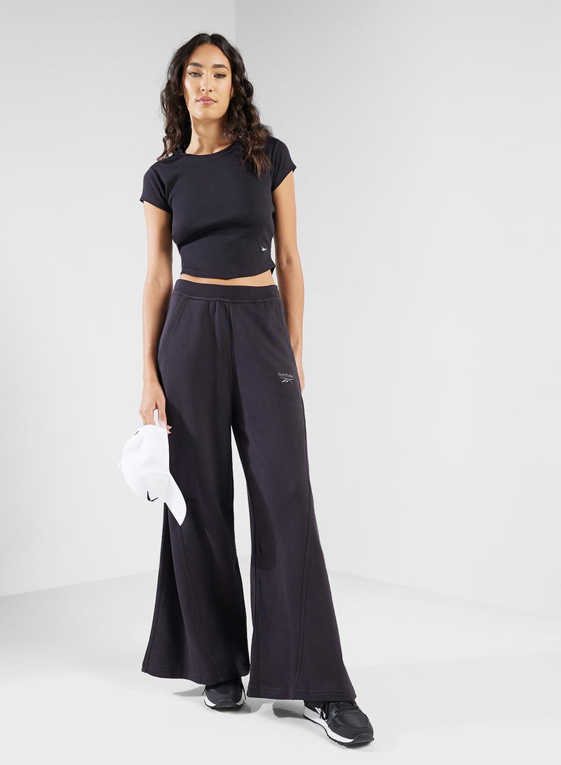 Reebok Icon Elements Sweatpants - Image 1