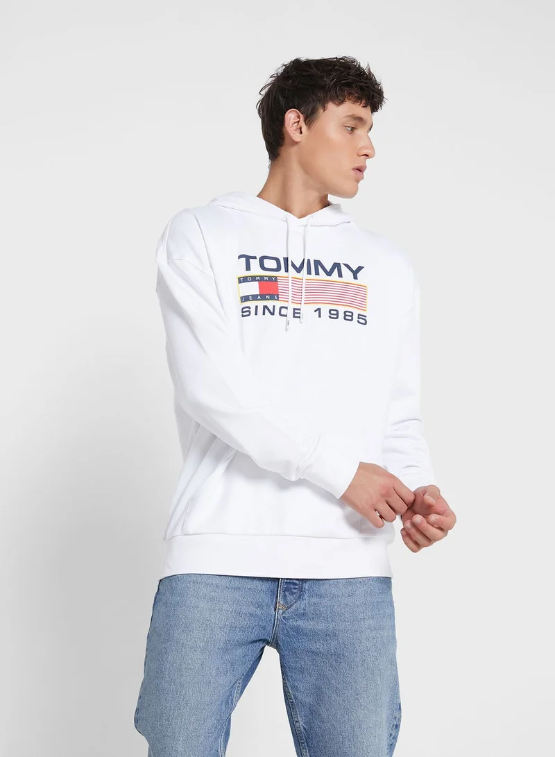 TOMMY JEANS Logo Hoodie