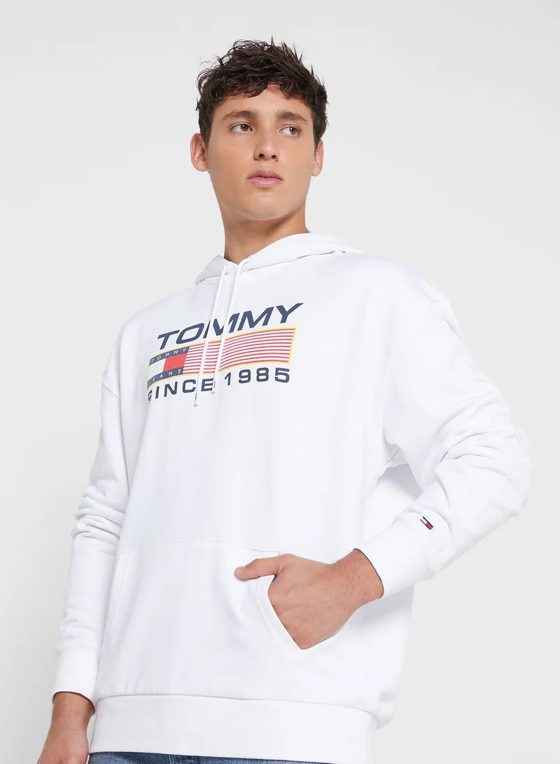 TOMMY JEANS Logo Hoodie