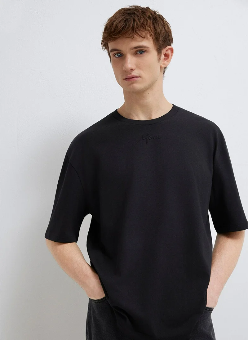Mavi Embroidered Black T-Shirt