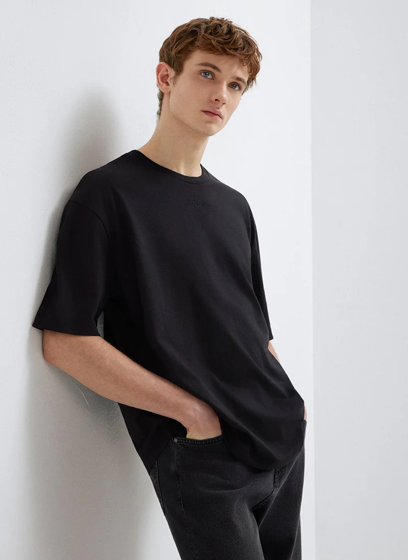 Mavi Embroidered Black T-Shirt