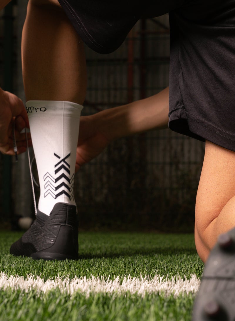 SOXPro Ultra Light Grip Socks - Image 5