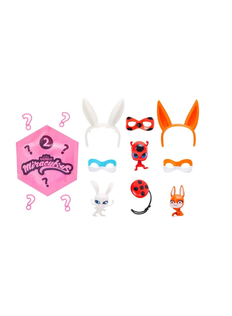 Miraculous Ladybug Water Reveal Color Surprise Doll with Accessories - Image 4