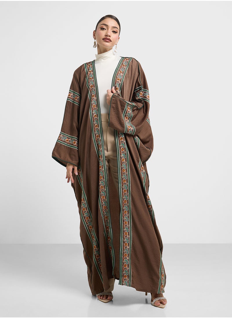 Floral Embroidery V-Neck Abaya