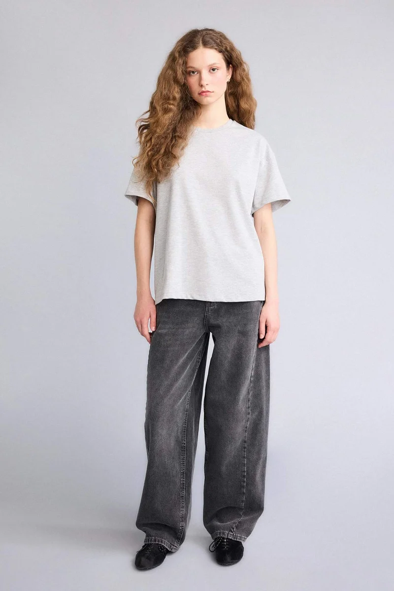 ديفاكتو Basic Oversize T-Shirt